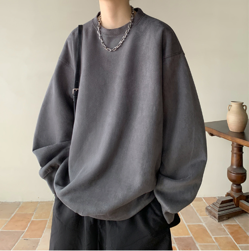 CLASSIC CREWNECK SWEATSHIRT