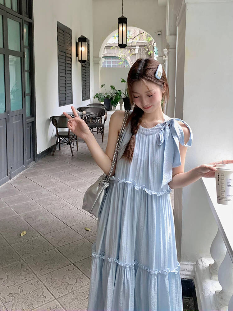 HALTERNECK DRESS