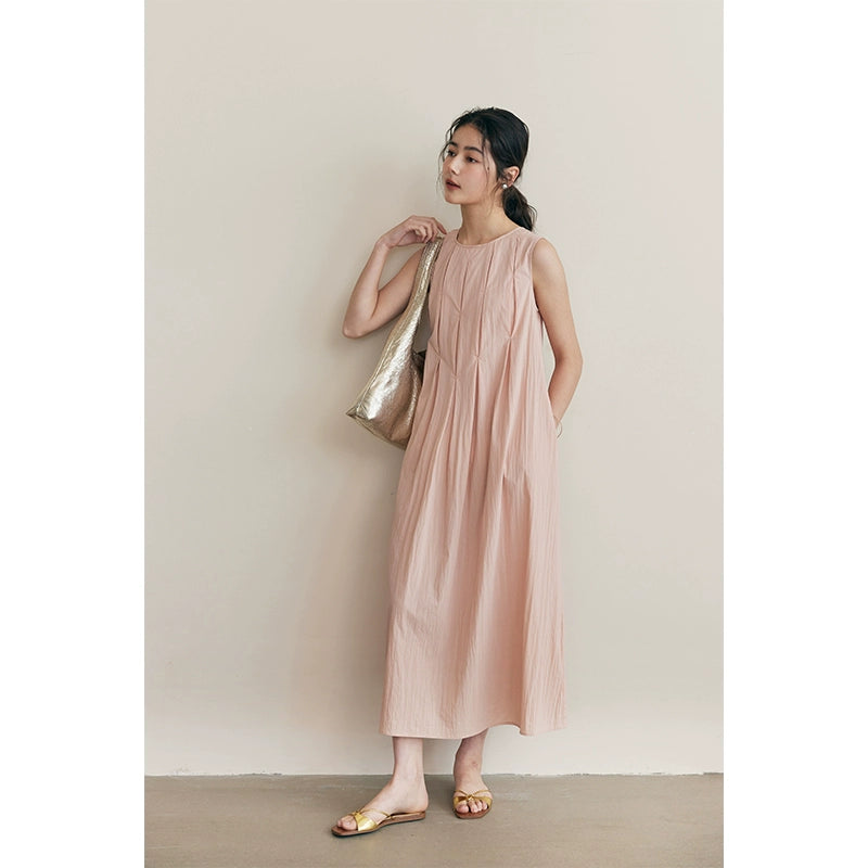 ROUND NECK PRESS-PLEATED DRESS