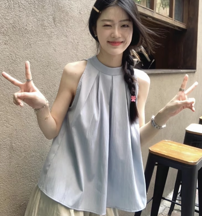 PLEATED SLEEVELESS