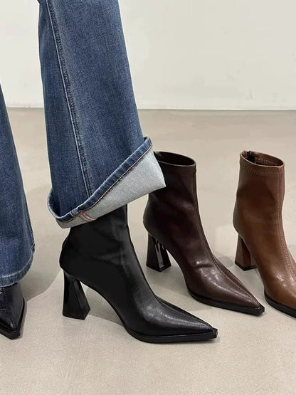 FRENCH POINTED TOE BOOTIE