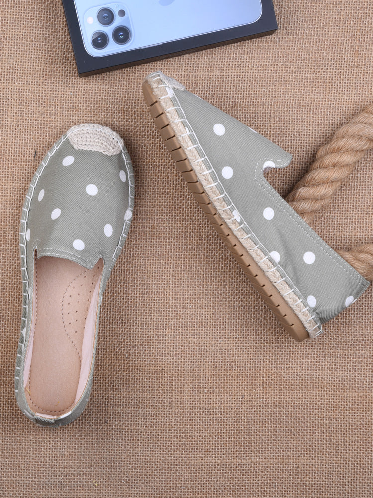 SOFT-SOLED CANVAS SHOES