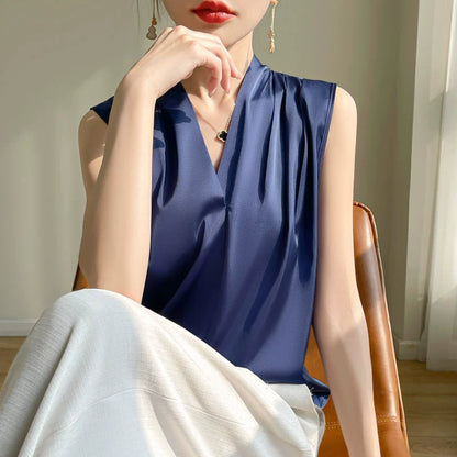 SILKY SLEEVELESS BLOUSE