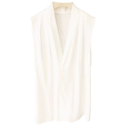 SILKY SLEEVELESS BLOUSE