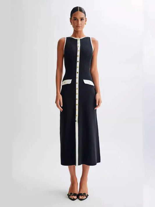 CREW NECK SLEEVELESS KNIT DRESSE